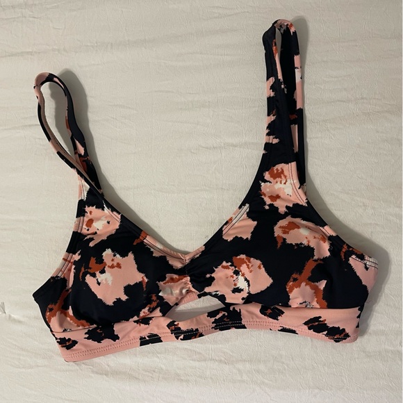 The Bikini Lab top NWOT - Picture 2 of 8